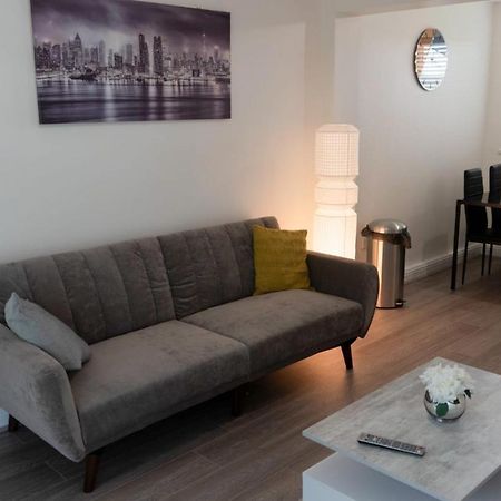 Gorgeous Ground Floor Apartment + Free Parking Манчестер Экстерьер фото